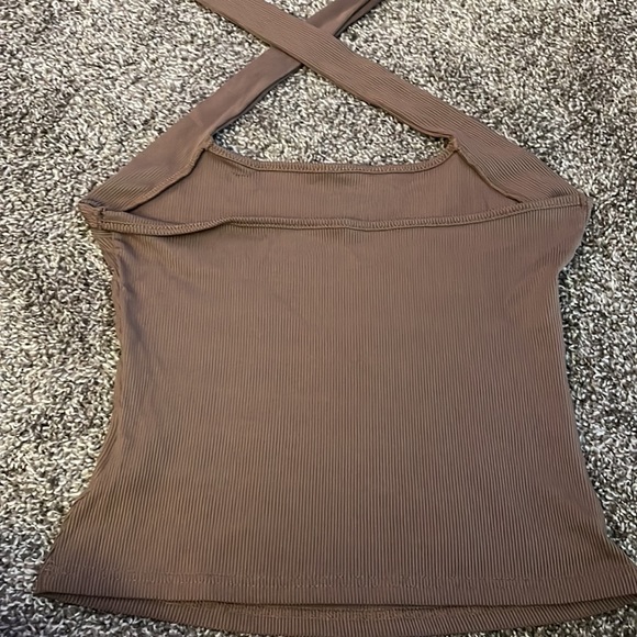 Cute brown cross-cross shirt - Picture 2 of 3
